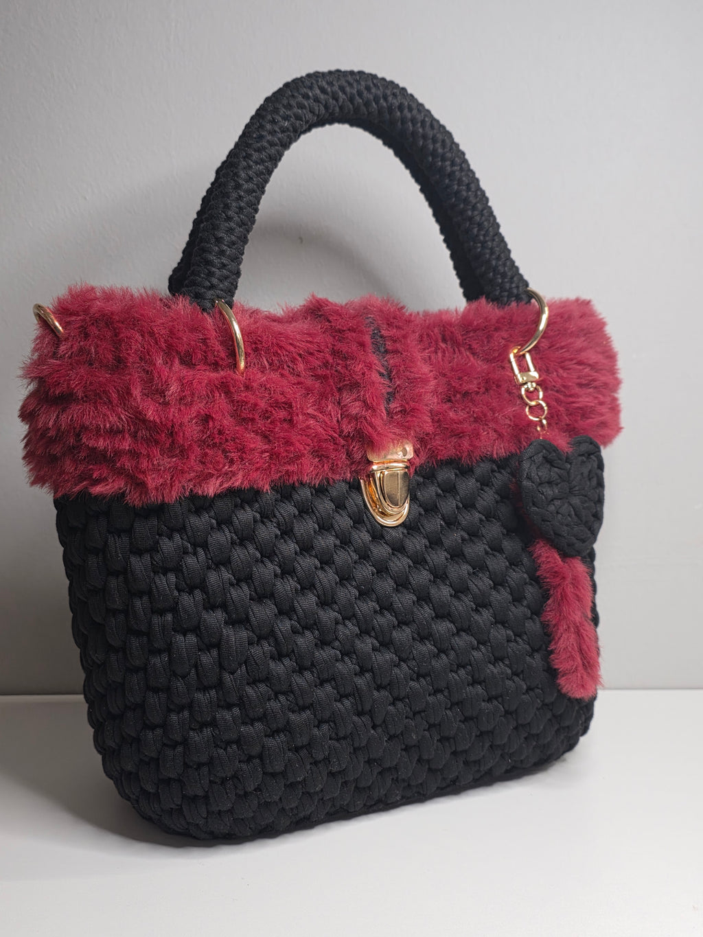 Bag Rubina Black - Borsa artigianale nera con bordo rubino