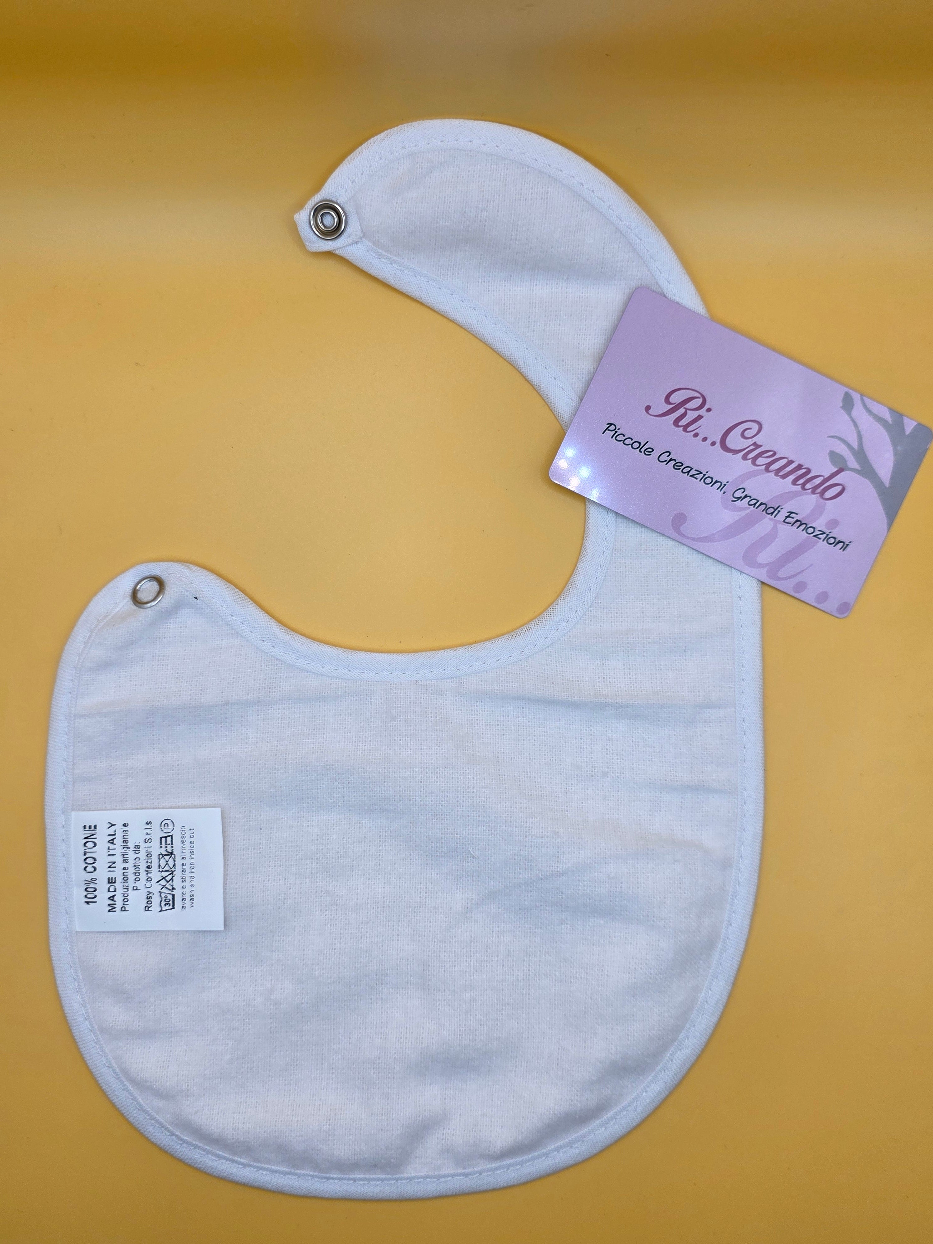 Bavaglino personalizzato con bottone