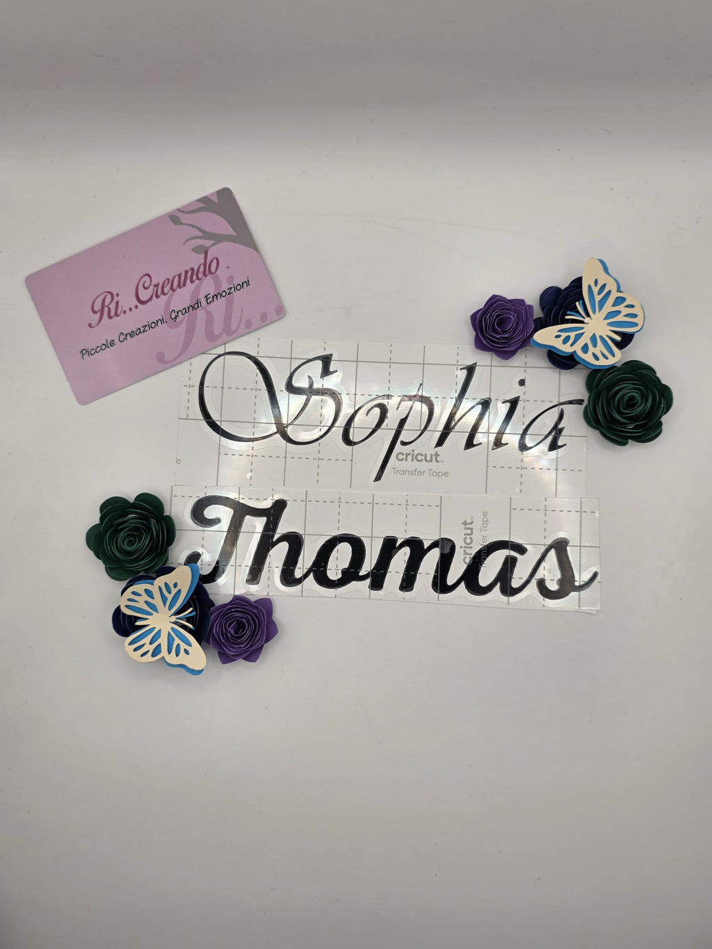 50pz Scritte Personalizzate in Vinile e Termovinile – Realizzate su Misura